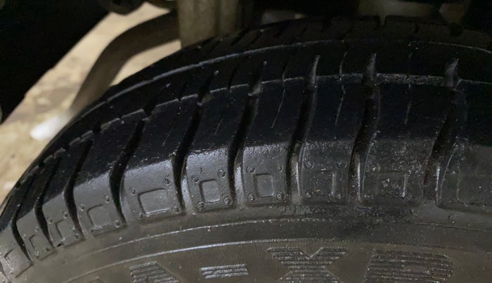2014 Maruti Alto 800 LXI, Petrol, Manual, 34,948 km, Right Rear Tyre Tread
