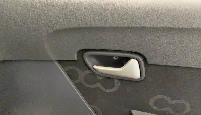 2014 Maruti Alto 800 LXI, Petrol, Manual, 34,948 km, Driver Side Door Panels Control