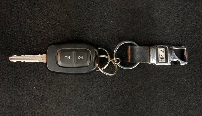 2019 Renault Duster RXS 85 PS, Diesel, Manual, 29,101 km, Key Close Up