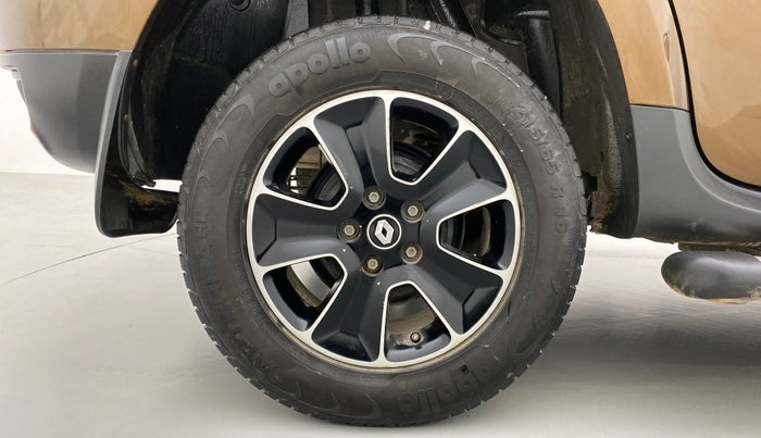 2019 Renault Duster RXS 85 PS, Diesel, Manual, 29,101 km, Right Rear Wheel