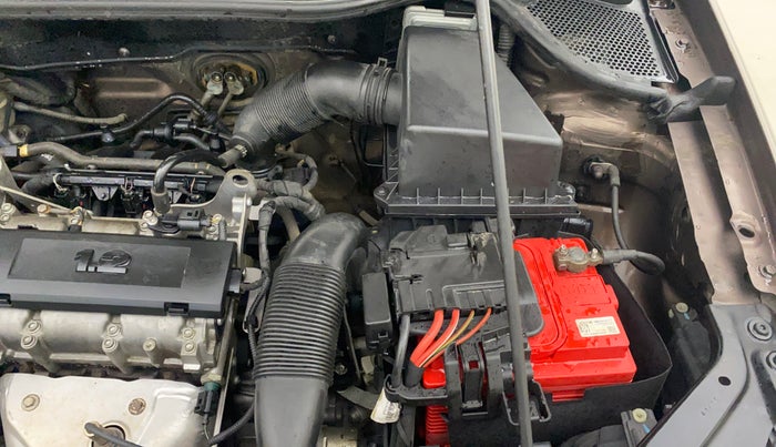 2016 Volkswagen Polo HIGHLINE1.2L, Petrol, Manual, 76,285 km, Engine View - Left