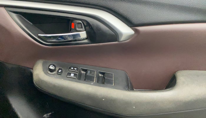 2024 Maruti Grand Vitara SIGMA SMART HYBRID, Petrol, Manual, 44,812 km, Driver Side Door Panels Control