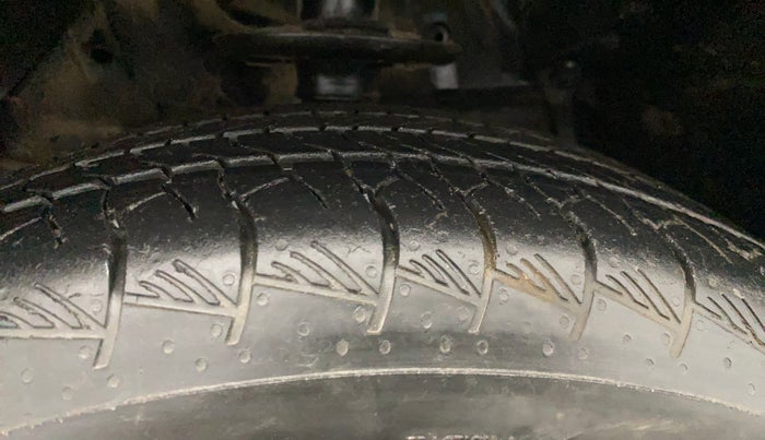 2024 Maruti Grand Vitara SIGMA SMART HYBRID, Petrol, Manual, 44,812 km, Left Front Tyre Tread