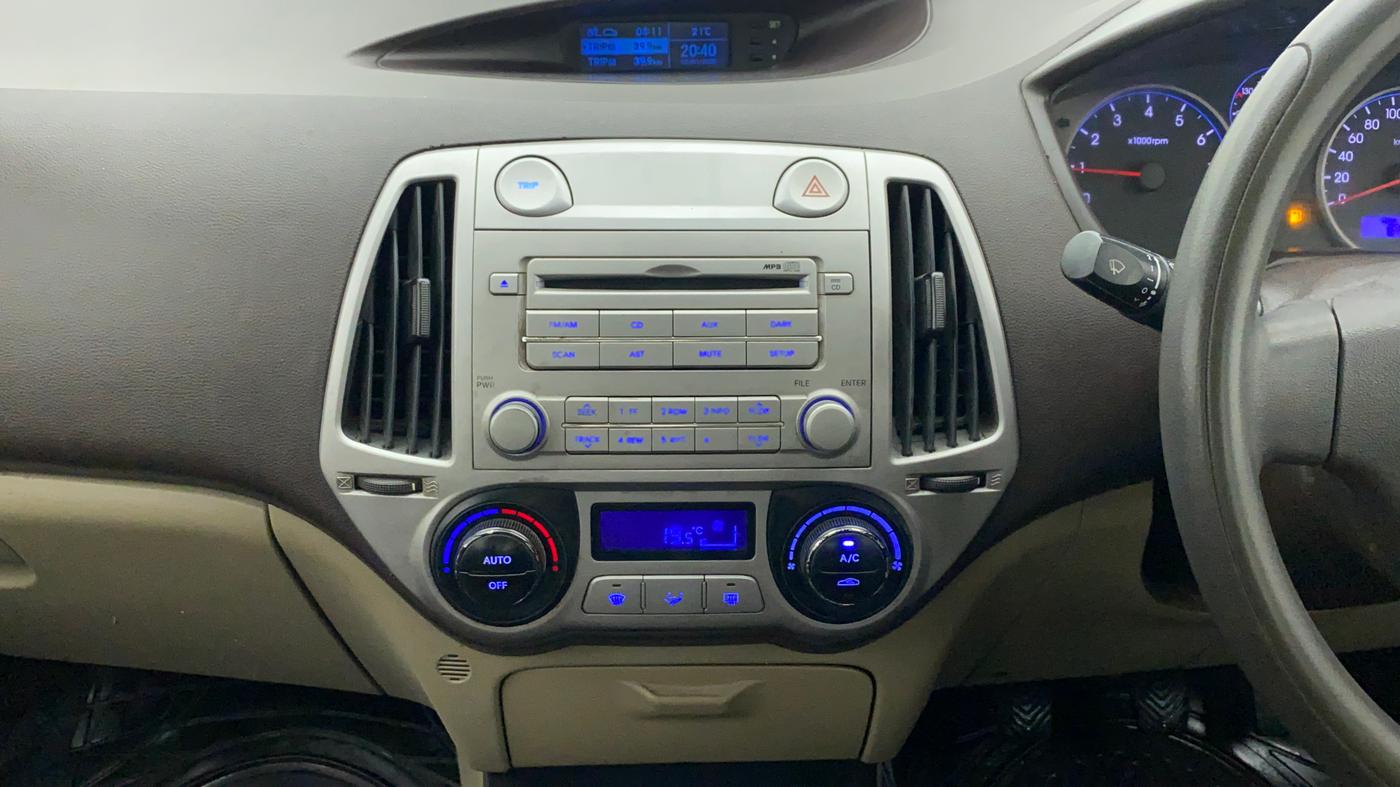 2011 Hyundai i20 MAGNA O 1.2, Petrol, Manual, 87,835 km, Air Conditioner