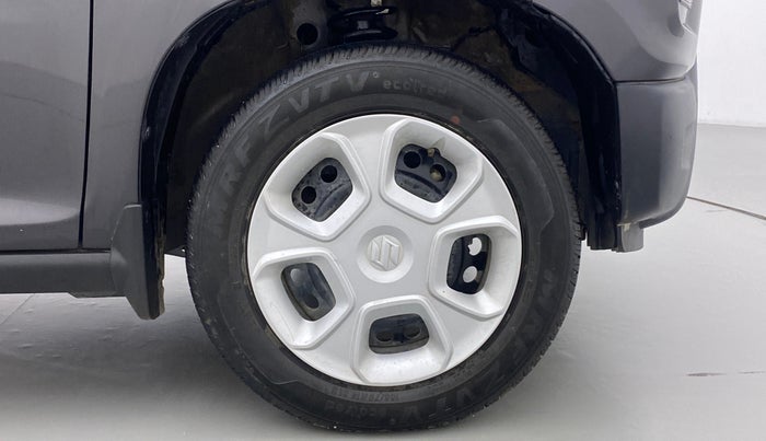 2020 Maruti S PRESSO VXI, Petrol, Manual, 22,207 km, Right Front Wheel