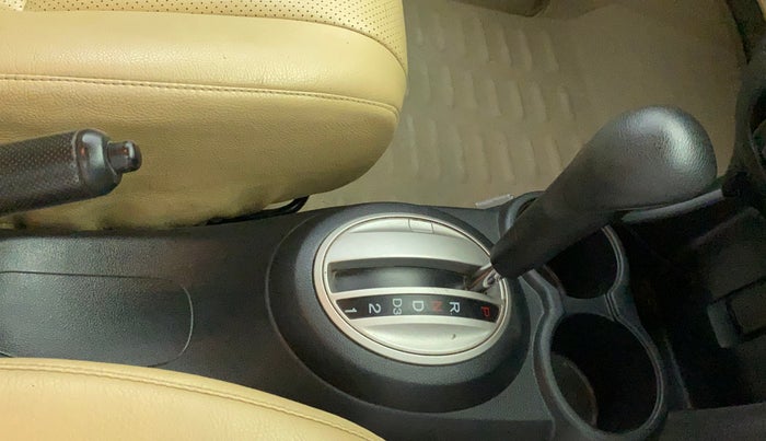 2014 Honda Brio VX AT, Petrol, Automatic, 63,822 km, Gear Lever
