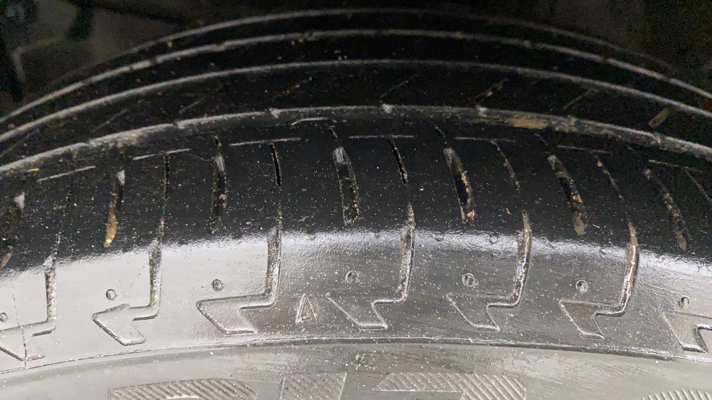2021 Honda WR-V 1.5 i-DTEC VX MT, Diesel, Manual, 33,770 km, Left Front Tyre Tread
