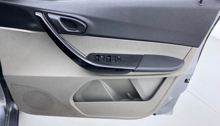 2019 Tata Tiago XT 1.2 REVOTRON, Petrol, Manual, 19,586 km, Driver Side Door Panels Control