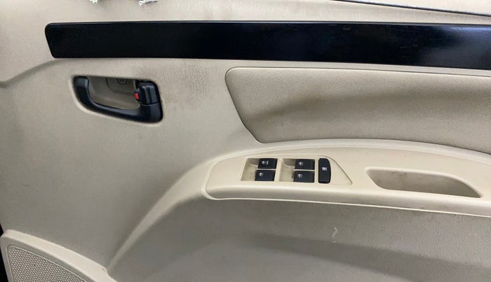 2023 Mahindra SCORPIO CLASSIC S11 7STR, Diesel, Manual, 38,227 km, Driver Side Door Panels Control