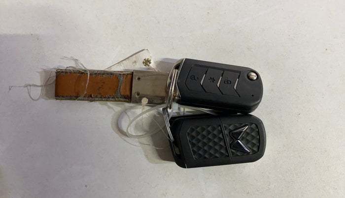 2023 Mahindra SCORPIO CLASSIC S11 7STR, Diesel, Manual, 38,227 km, Key Close Up