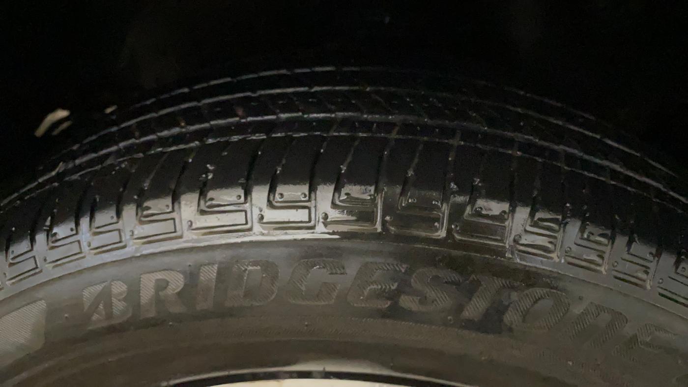 2023 Mahindra SCORPIO CLASSIC S11 7STR, Diesel, Manual, 38,227 km, Right Front Tyre Tread