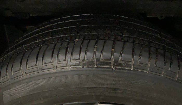 2023 Mahindra SCORPIO CLASSIC S11 7STR, Diesel, Manual, 38,227 km, Left Rear Tyre Tread