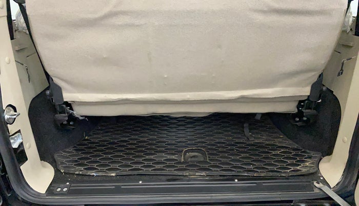 2023 Mahindra SCORPIO CLASSIC S11 7STR, Diesel, Manual, 38,227 km, Boot Inside