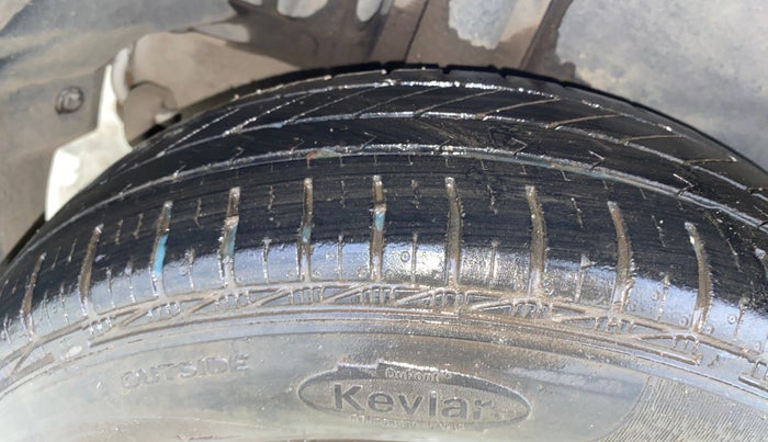 2012 Maruti Swift Dzire VXI, Petrol, Manual, 89,189 km, Right Rear Tyre Tread