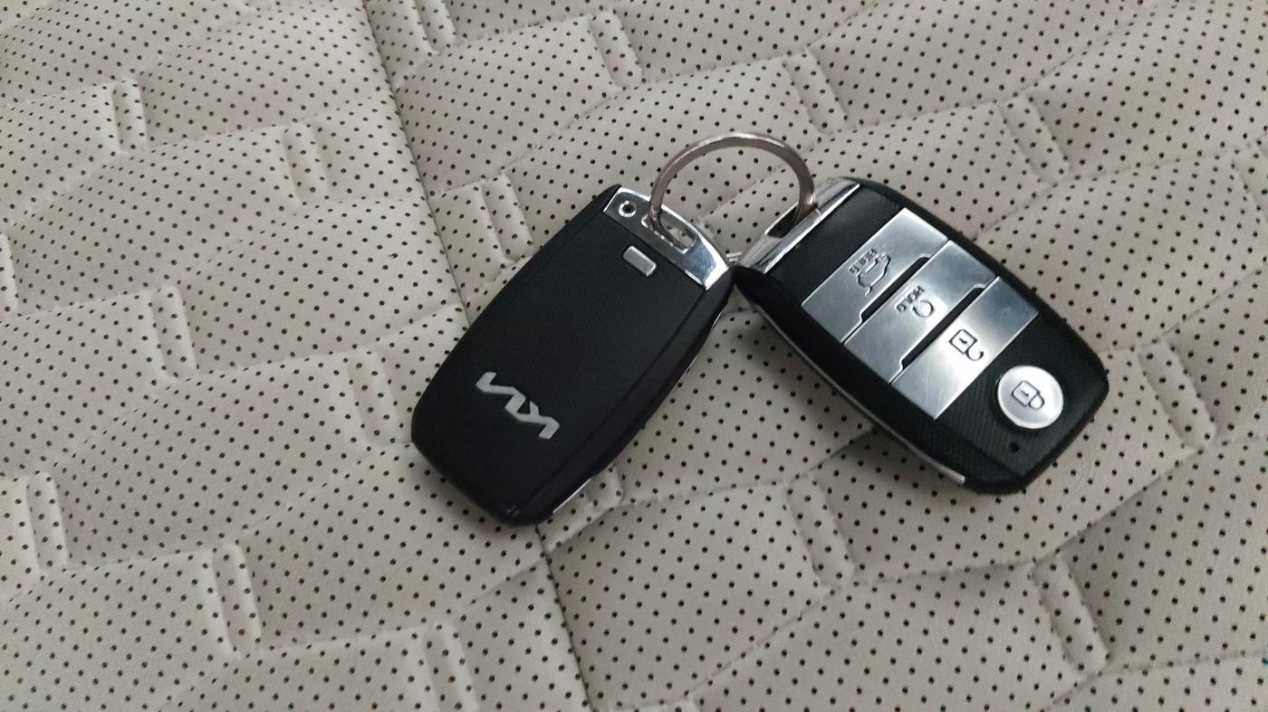 2023 KIA SELTOS HTX PETROL 1.5, Petrol, Manual, 21,017 km, Key Close Up