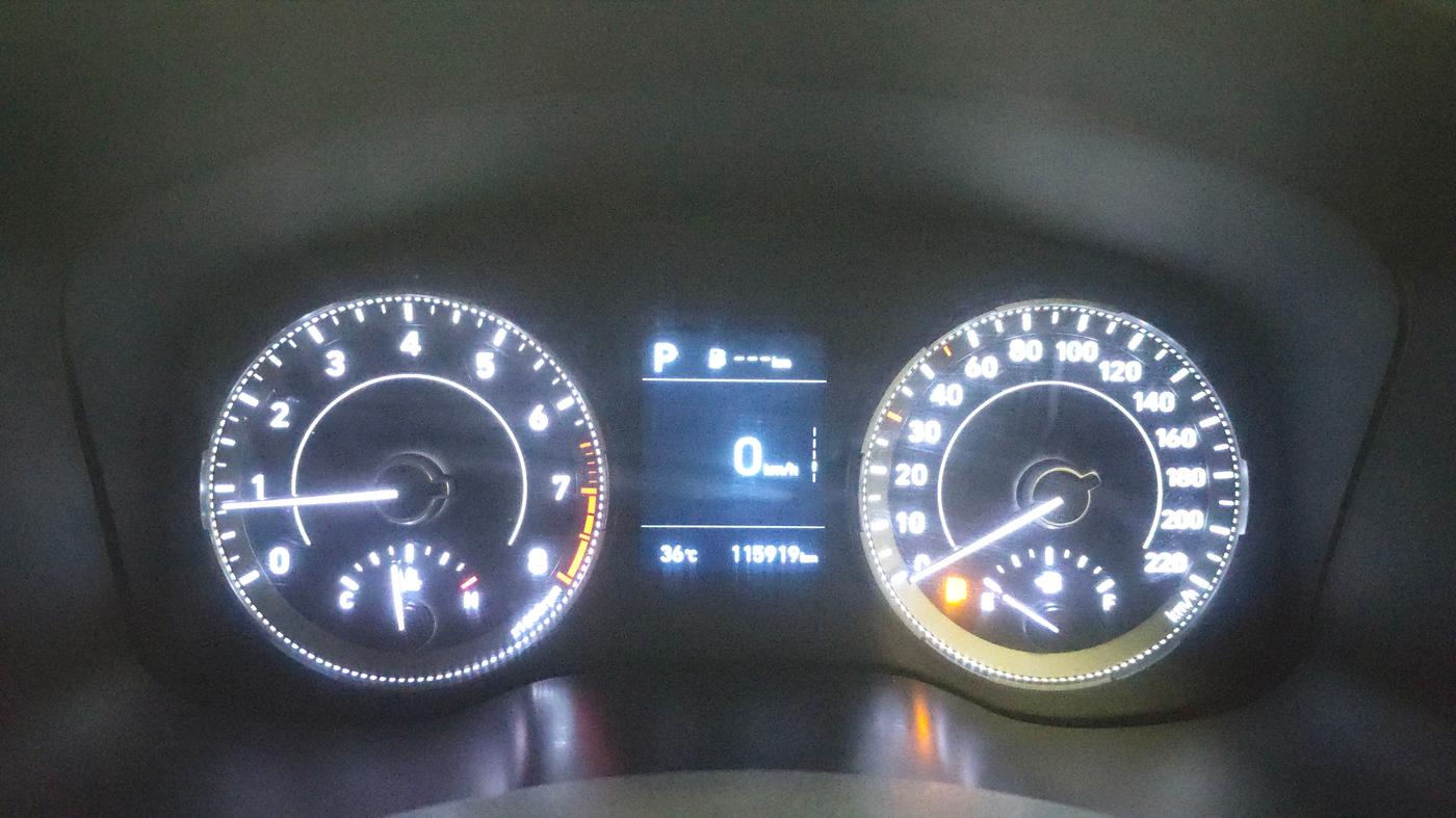 2019 Hyundai VENUE SX PLUS 1.0 TURBO DCT, Petrol, Automatic, 1,15,923 km, Odometer Image