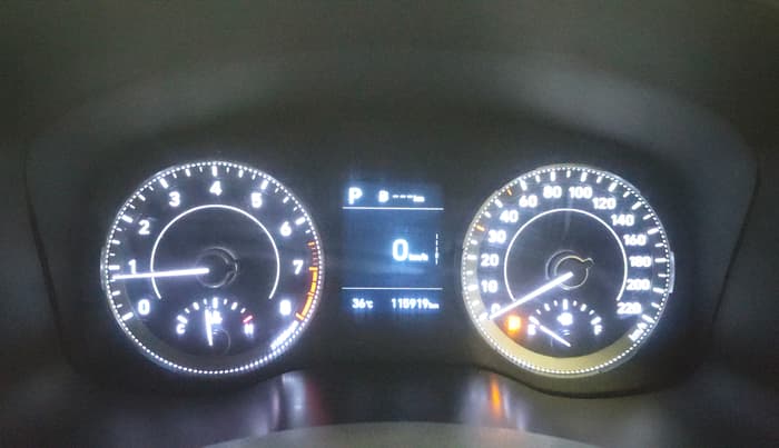2019 Hyundai VENUE SX PLUS 1.0 TURBO DCT, Petrol, Automatic, 1,15,882 km, Odometer Image