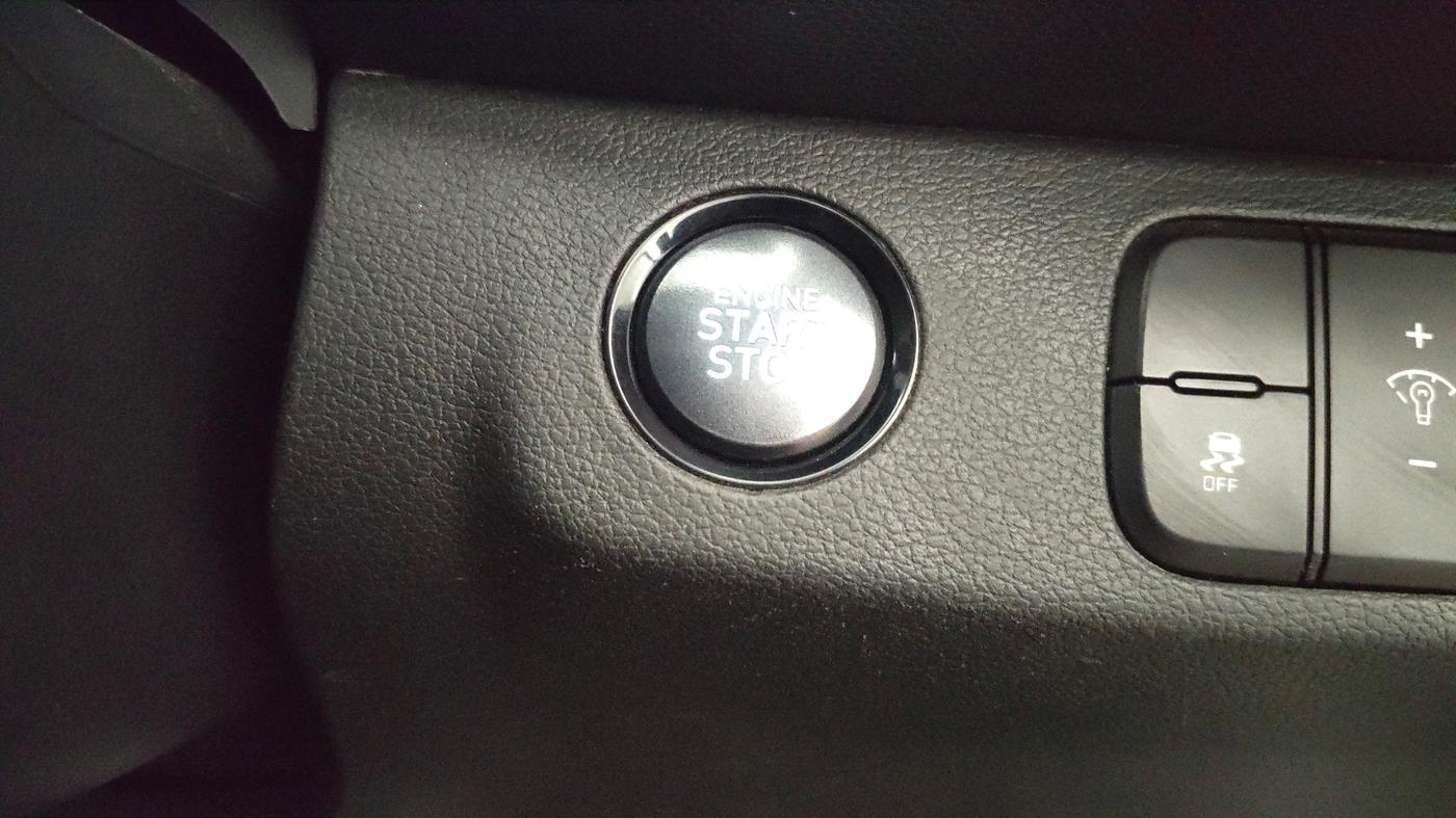 2019 Hyundai VENUE SX PLUS 1.0 TURBO DCT, Petrol, Automatic, 1,15,923 km, Keyless Start/ Stop Button