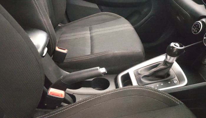 2019 Hyundai VENUE SX PLUS 1.0 TURBO DCT, Petrol, Automatic, 1,15,882 km, Gear Lever