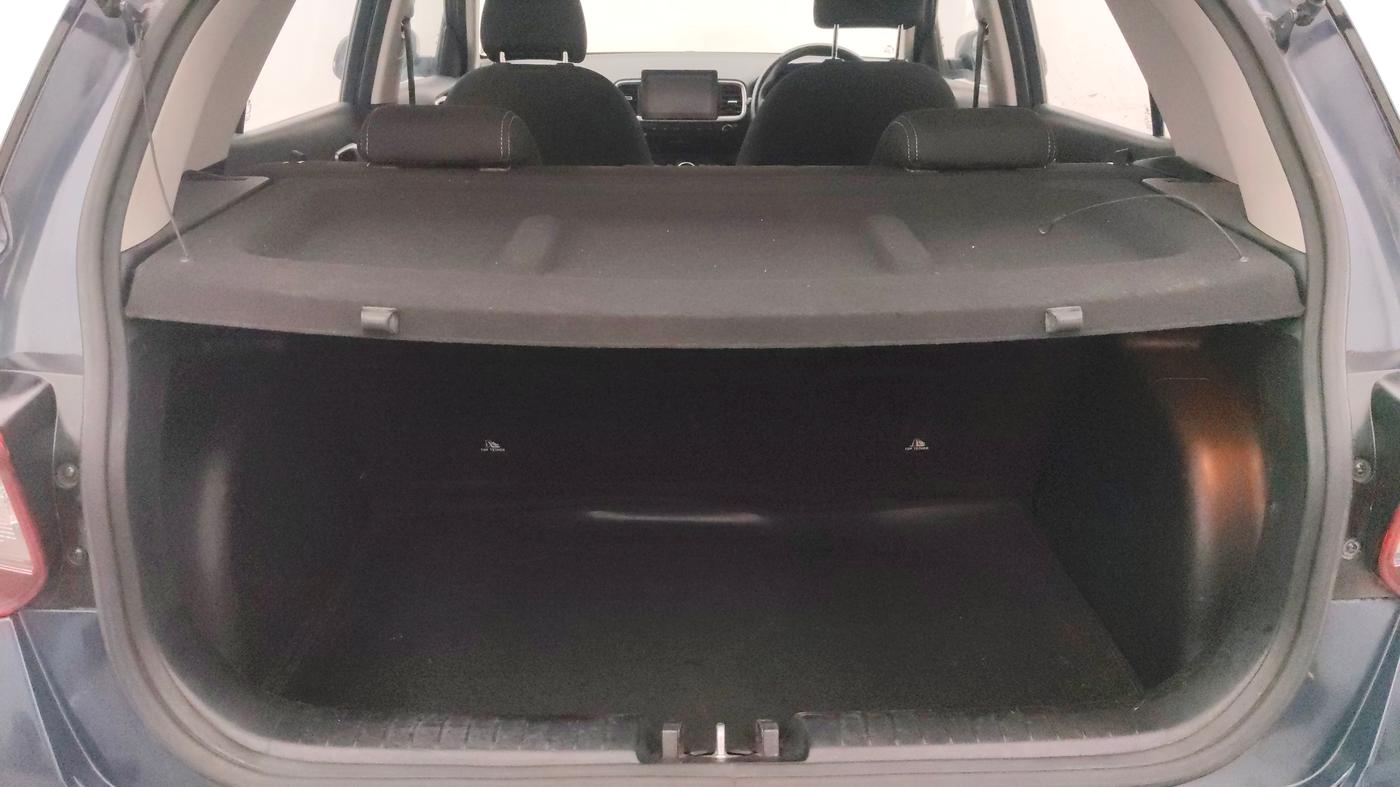 2019 Hyundai VENUE SX PLUS 1.0 TURBO DCT, Petrol, Automatic, 1,15,923 km, Boot Inside