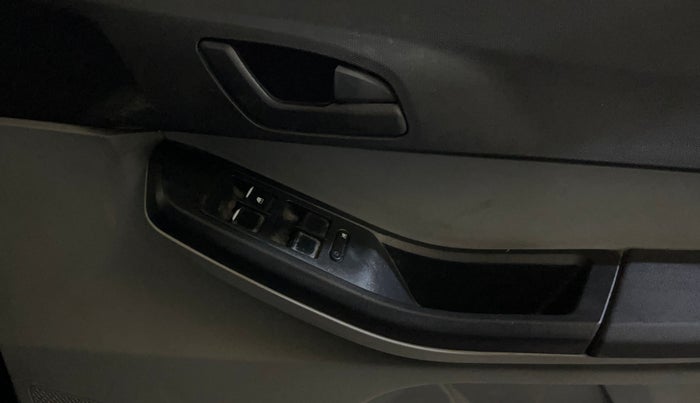 2022 Tata Tiago XM CNG, CNG, Manual, 84,677 km, Driver Side Door Panels Control