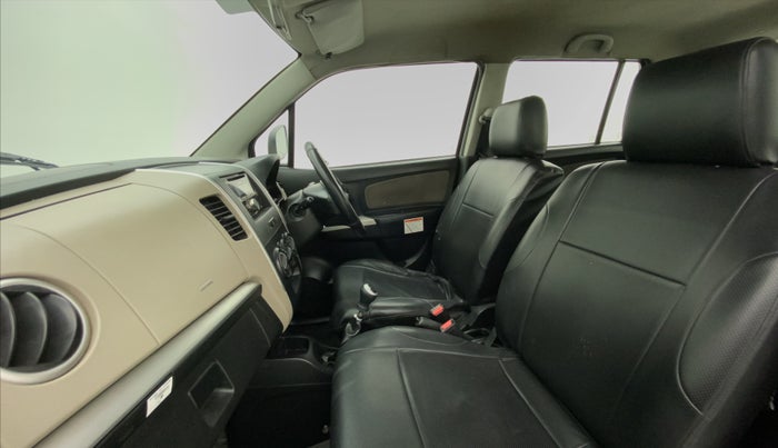 2016 Maruti Wagon R 1.0 LXI CNG, CNG, Manual, 87,498 km, Right Side Front Door Cabin