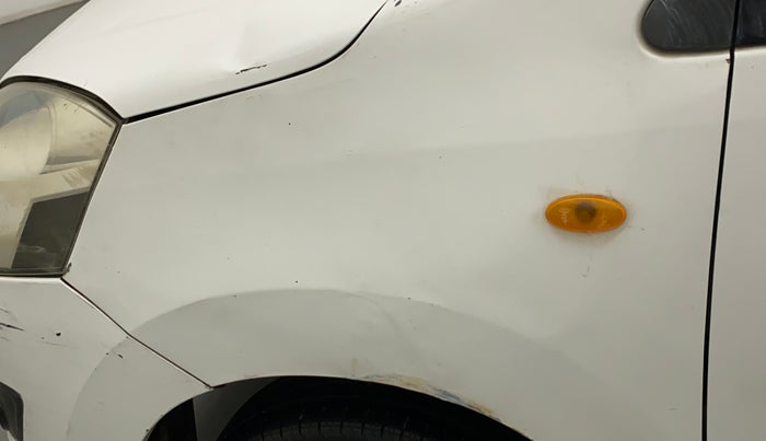 2016 Maruti Wagon R 1.0 LXI CNG, CNG, Manual, 87,498 km, Left fender - Minor scratches
