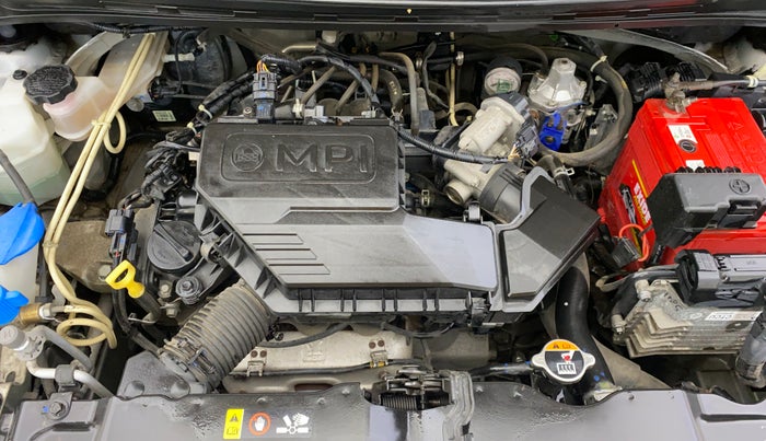 2018 Hyundai NEW SANTRO SPORTZ AMT, CNG, Automatic, 24,480 km, Engine View