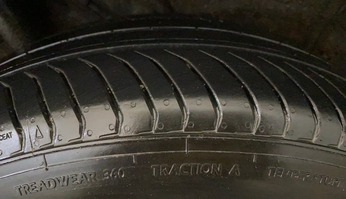 2019 Hyundai VENUE S 1.0 TURBO MT, Petrol, Manual, 51,637 km, Right Rear Tyre Tread