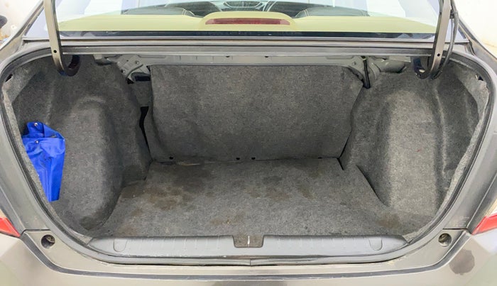 2018 Honda Amaze 1.2L I-VTEC V CVT, Petrol, Automatic, 31,298 km, Boot Inside