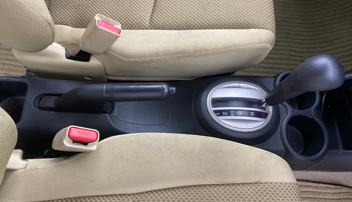 2015 Honda Brio VX AT, Petrol, Automatic, 72,594 km, Gear Lever