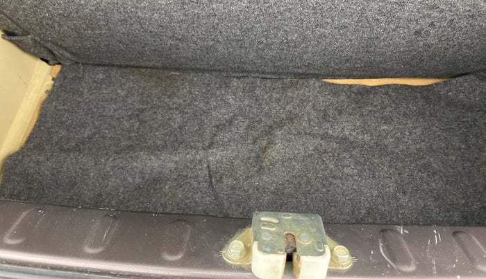 2015 Honda Brio VX AT, Petrol, Automatic, 72,594 km, Boot Inside