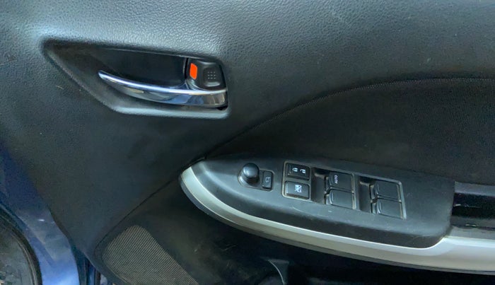 2017 Maruti Baleno DELTA PETROL 1.2, CNG, Manual, 1,24,815 km, Driver Side Door Panels Control