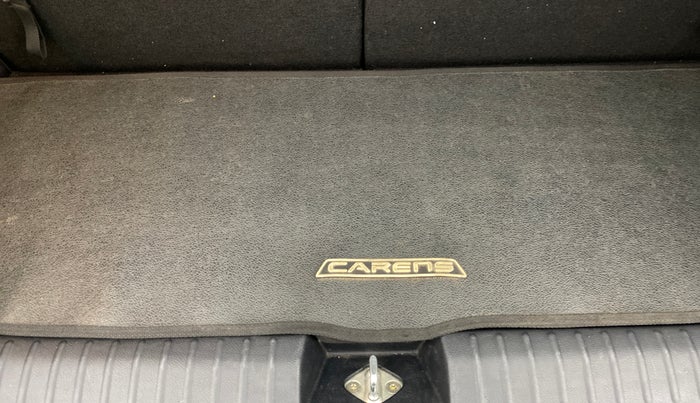 2022 KIA CARENS LUXURY PLUS 1.5 DIESEL AT 7 STR, Diesel, Automatic, 83,166 km, Boot Inside