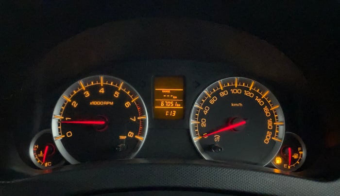 2016 Maruti Swift VXI, Petrol, Manual, 67,042 km, Odometer Image
