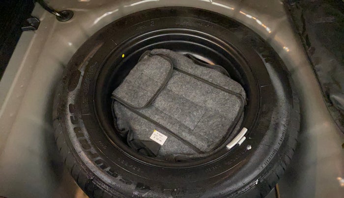 2023 KIA SONET HTX 1.5 AT, Diesel, Automatic, 17,495 km, Spare Tyre