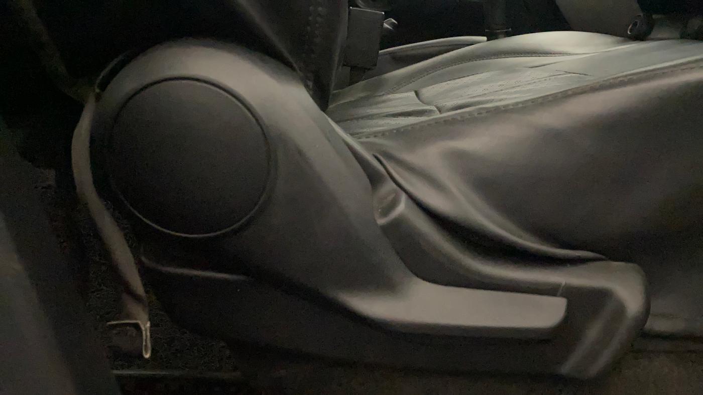 2021 Maruti IGNIS SIGMA 1.2, Petrol, Manual, 1,06,783 km, Driver Side Adjustment Panel