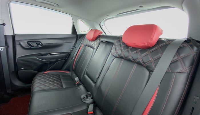 2021 Hyundai NEW I20 ASTA (O) 1.5 CRDI MT, Diesel, Manual, 27,082 km, Right Side Rear Door Cabin