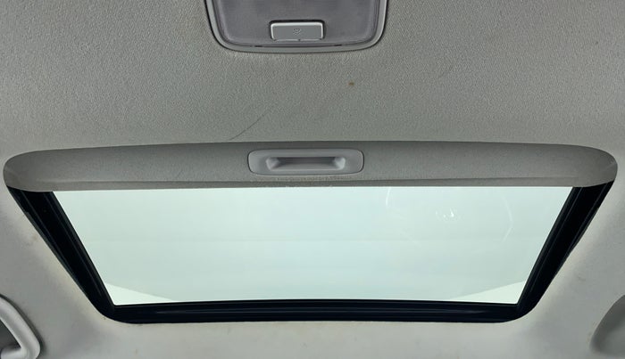 2021 Hyundai NEW I20 ASTA (O) 1.5 CRDI MT, Diesel, Manual, 27,082 km, Moonroof/ Sunroof