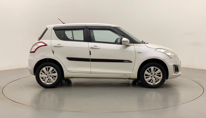 2015 Maruti Swift ZDI, Diesel, Manual, 1,34,650 km, Right Side View