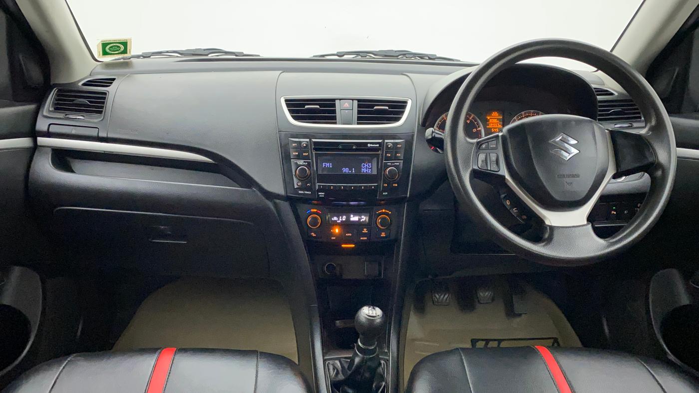 2015 Maruti Swift ZDI, Diesel, Manual, 1,34,650 km, Dashboard