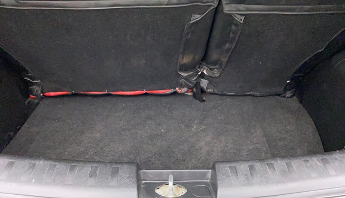 2015 Maruti Swift ZDI, Diesel, Manual, 1,34,650 km, Boot Inside