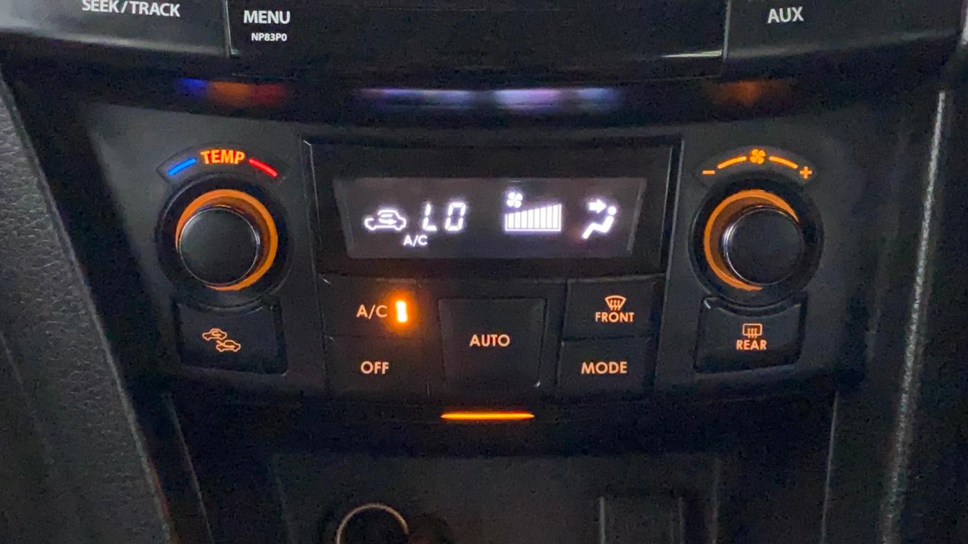 2015 Maruti Swift ZDI, Diesel, Manual, 1,34,650 km, Automatic Climate Control