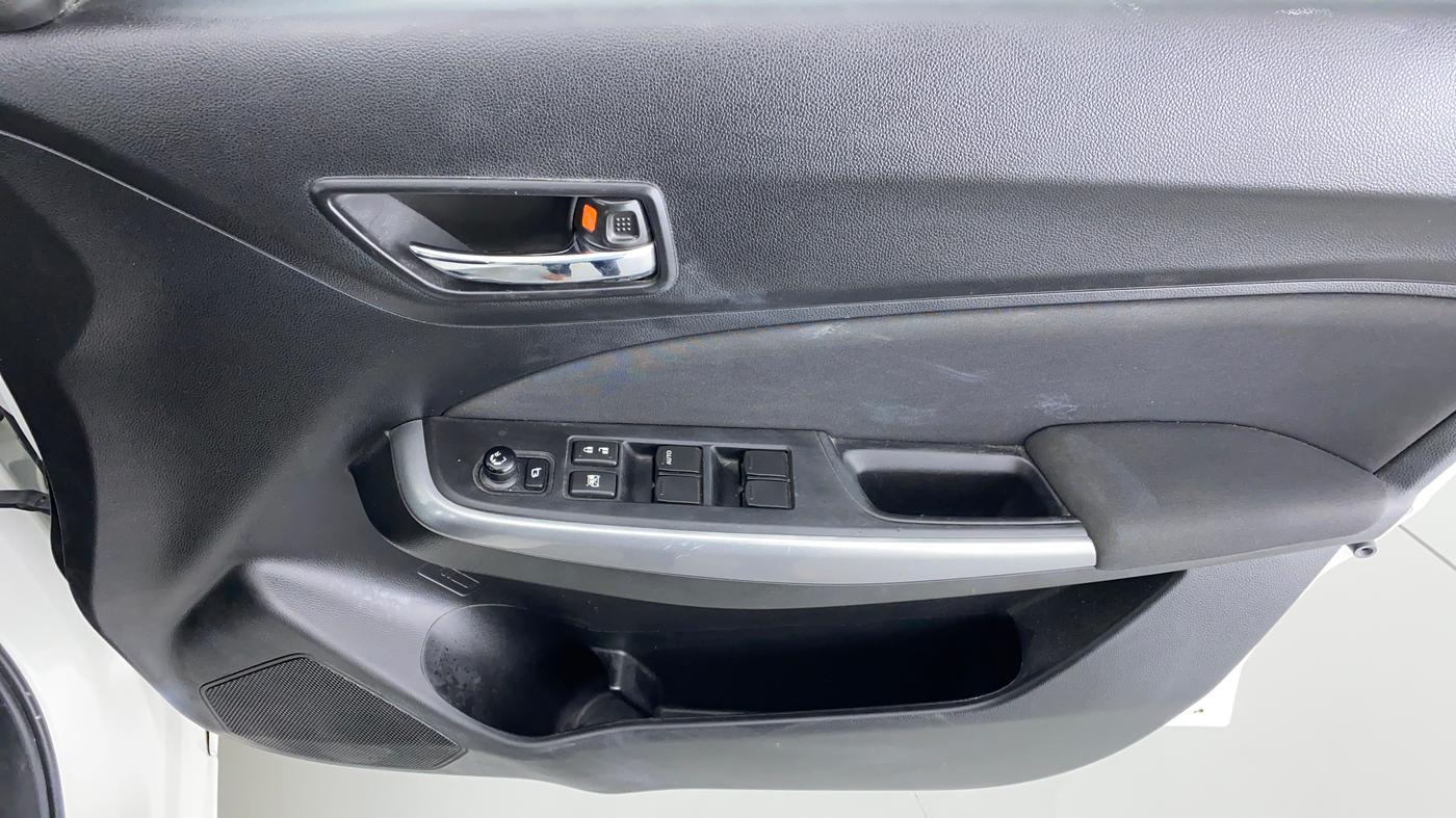 2020 Maruti Swift ZXI+, Petrol, Manual, 15,138 km, Driver Side Door Panels Control