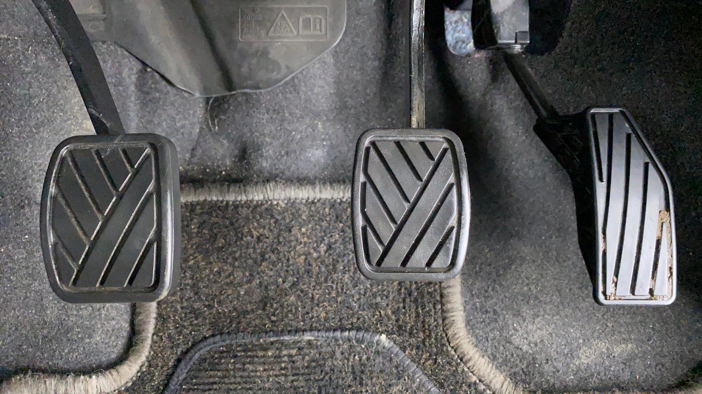 2020 Maruti Swift ZXI+, Petrol, Manual, 15,138 km, Pedals