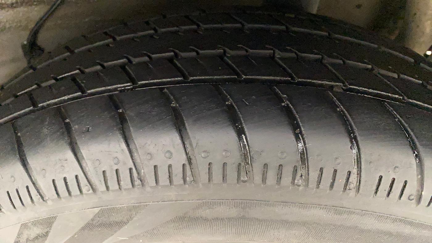 2021 Maruti Celerio ZXI AMT (O), Petrol, Automatic, 27,973 km, Left Front Tyre Tread