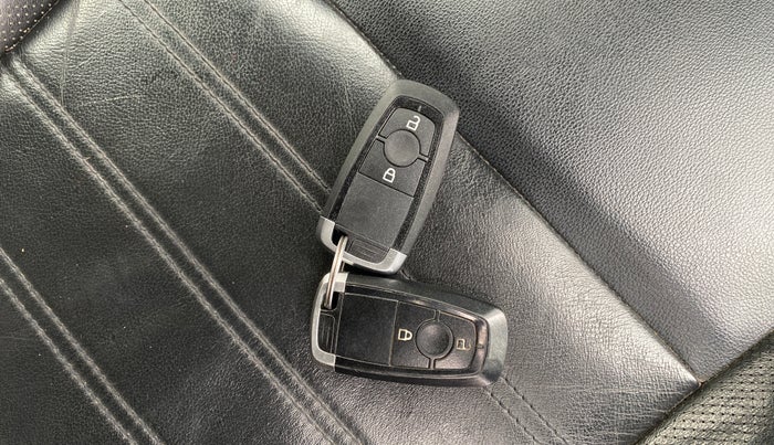 2019 Ford Ecosport TITANIUM + 1.5L DIESEL, Diesel, Manual, 1,05,820 km, Key Close Up