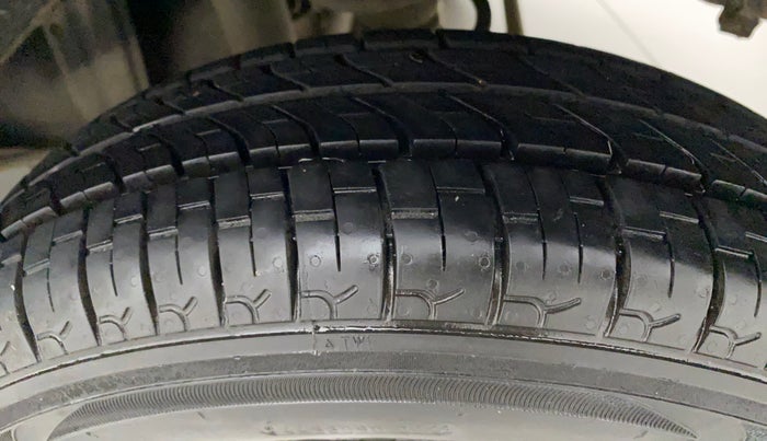 2019 Maruti Alto 800 LXI, Petrol, Manual, 30,812 km, Left Rear Tyre Tread