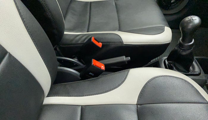 2019 Maruti Alto 800 LXI, Petrol, Manual, 30,812 km, Gear Lever