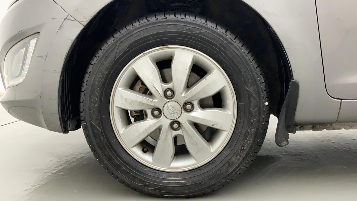 2013 Hyundai i20 SPORTZ 1.2, Petrol, Manual, 60,806 km, Left Front Wheel